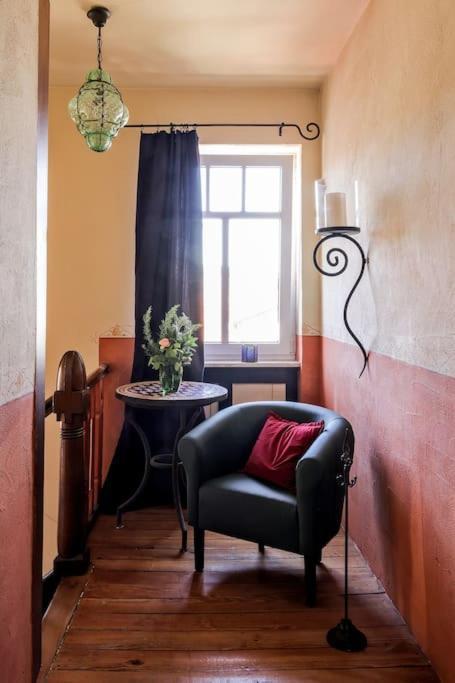 Charmante, Grosszuegige Ferienwohnung Villa Fleurie Bretten Buitenkant foto