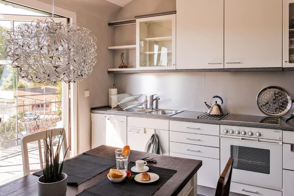 Charmante, Grosszuegige Ferienwohnung Villa Fleurie Bretten Buitenkant foto